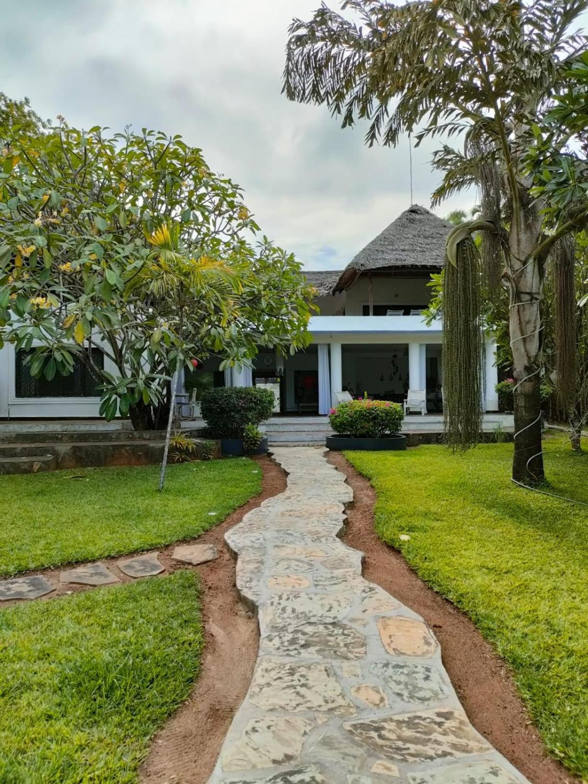 White Nyumba Malindi Leilighet Eksteriør bilde