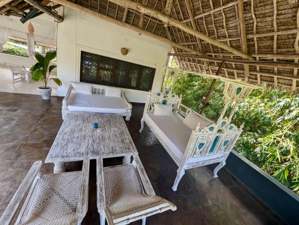 White Nyumba Malindi Leilighet Eksteriør bilde